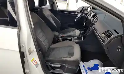 Volkswagen Golf 2014 1.4 Автомат в Москве № 189997, миниатюра 9