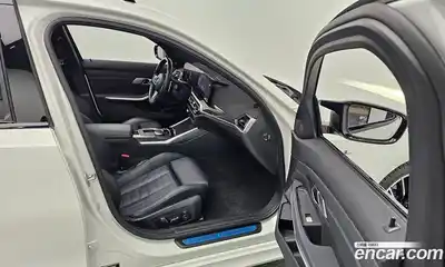 BMW 3-Series 2024 3.0 Автомат в Москве № 191754, миниатюра 8