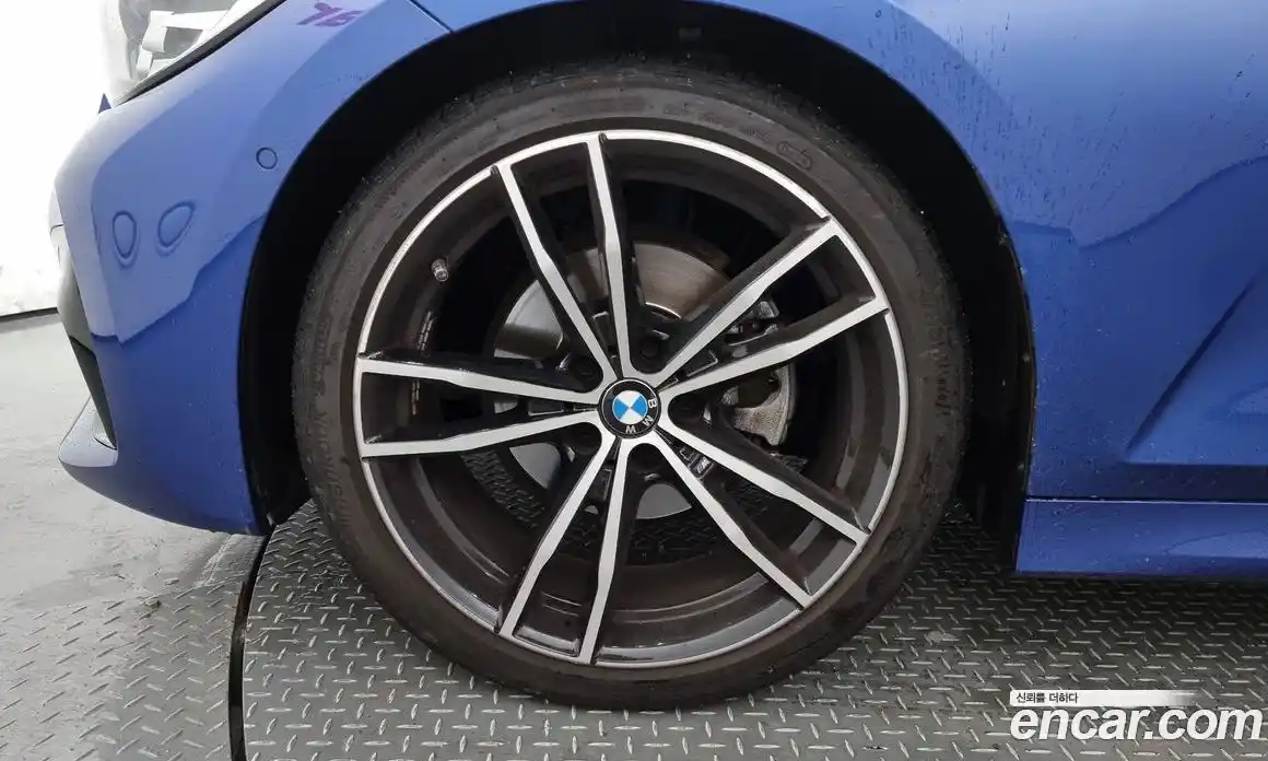 BMW 3-Series 2021 2.0 Автомат в Москве № 192125, фото 3