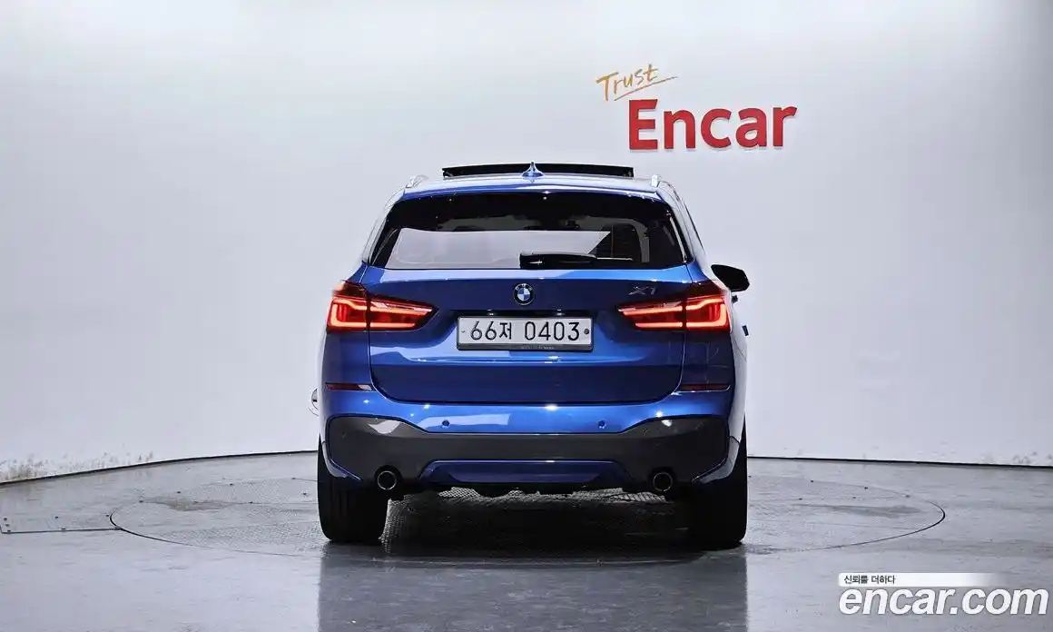 BMW X1 2016 2.0 Автомат в Москве № 193134, фото 3