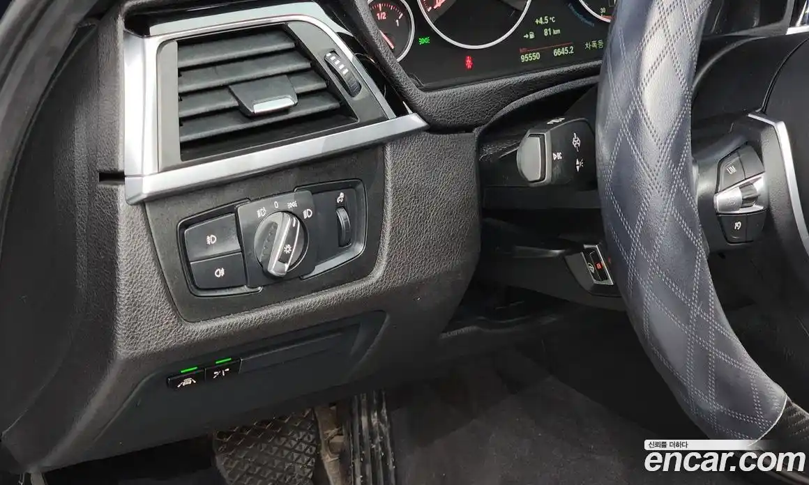 BMW 3-Series 2018 2.0 Автомат в Москве № 193177, фото 14