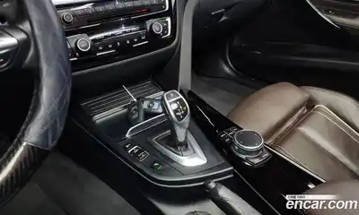 BMW 3-Series 2018 2.0 Автомат в Москве № 193177, миниатюра 8