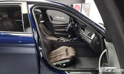 BMW 3-Series 2018 2.0 Автомат в Москве № 193177, миниатюра 10