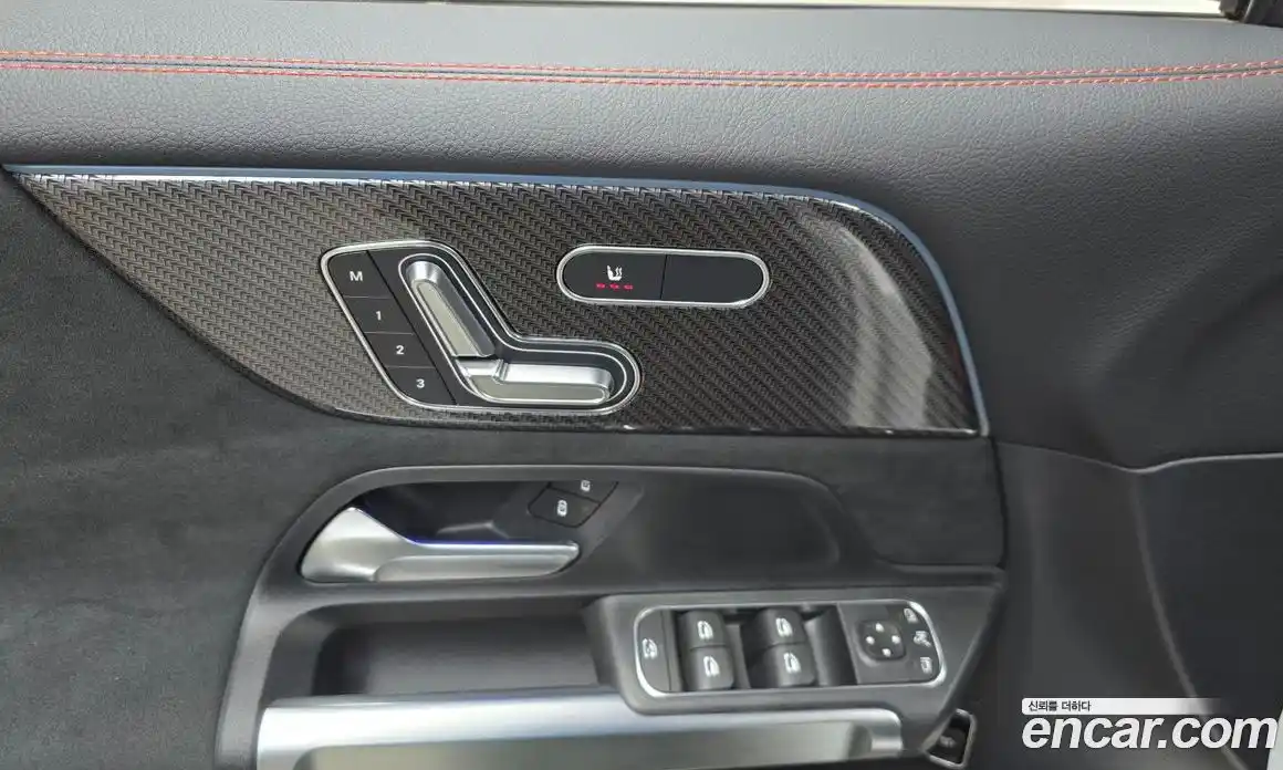 Mercedes-Benz GLB-Class 2025 2.0 Автомат в Москве № 193640, фото 15