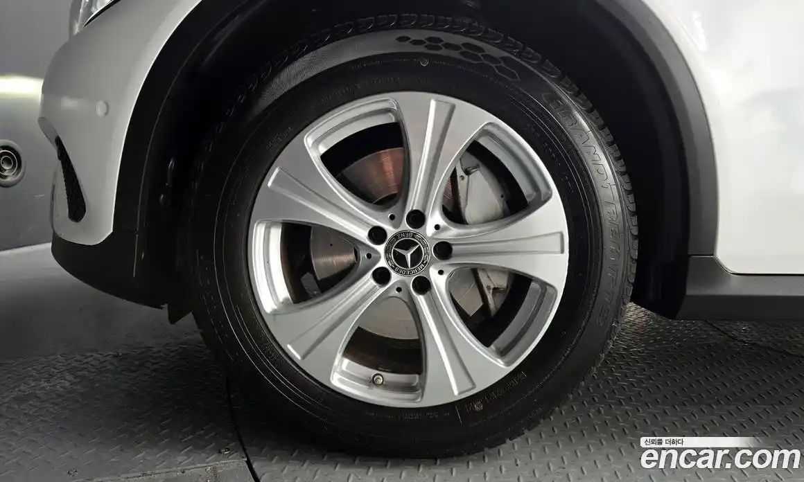 Mercedes-Benz GLC-Class 2018 2.1 Автомат в Москве № 194955, фото 14