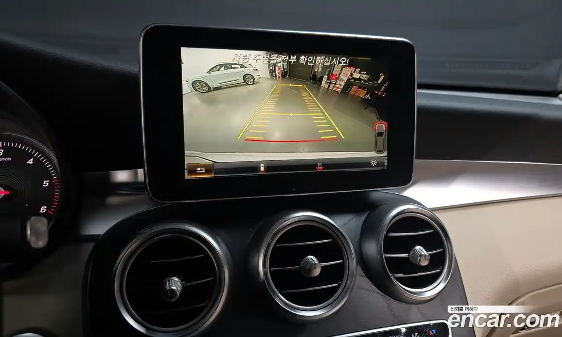 Mercedes-Benz GLC-Class 2018 2.1 Автомат в Москве № 194955, фото 16