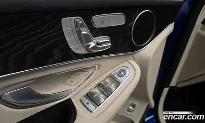 Mercedes-Benz GLC-Class 2018 2.1 Автомат в Москве № 194955, миниатюра 5