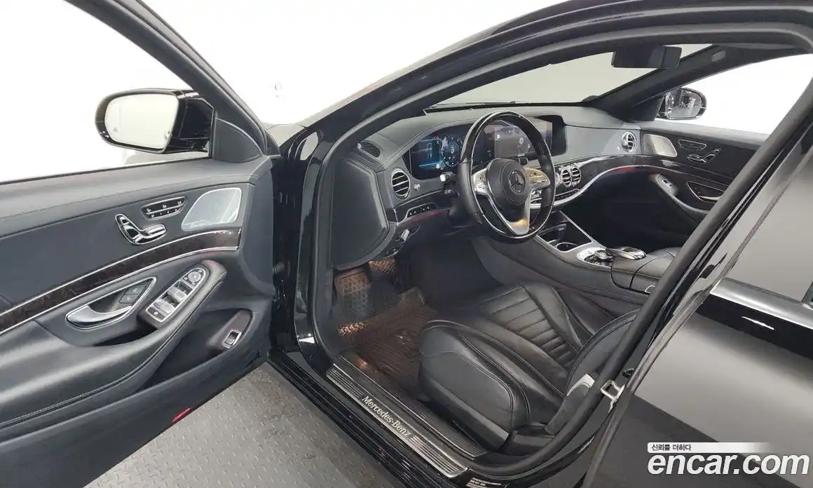 Mercedes-Benz S-Class 2018 2.9 Автомат в Москве № 195115, фото 12