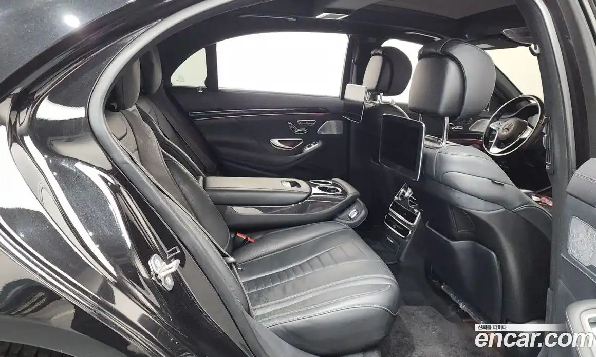 Mercedes-Benz S-Class 2018 2.9 Автомат в Москве № 195115, фото 16