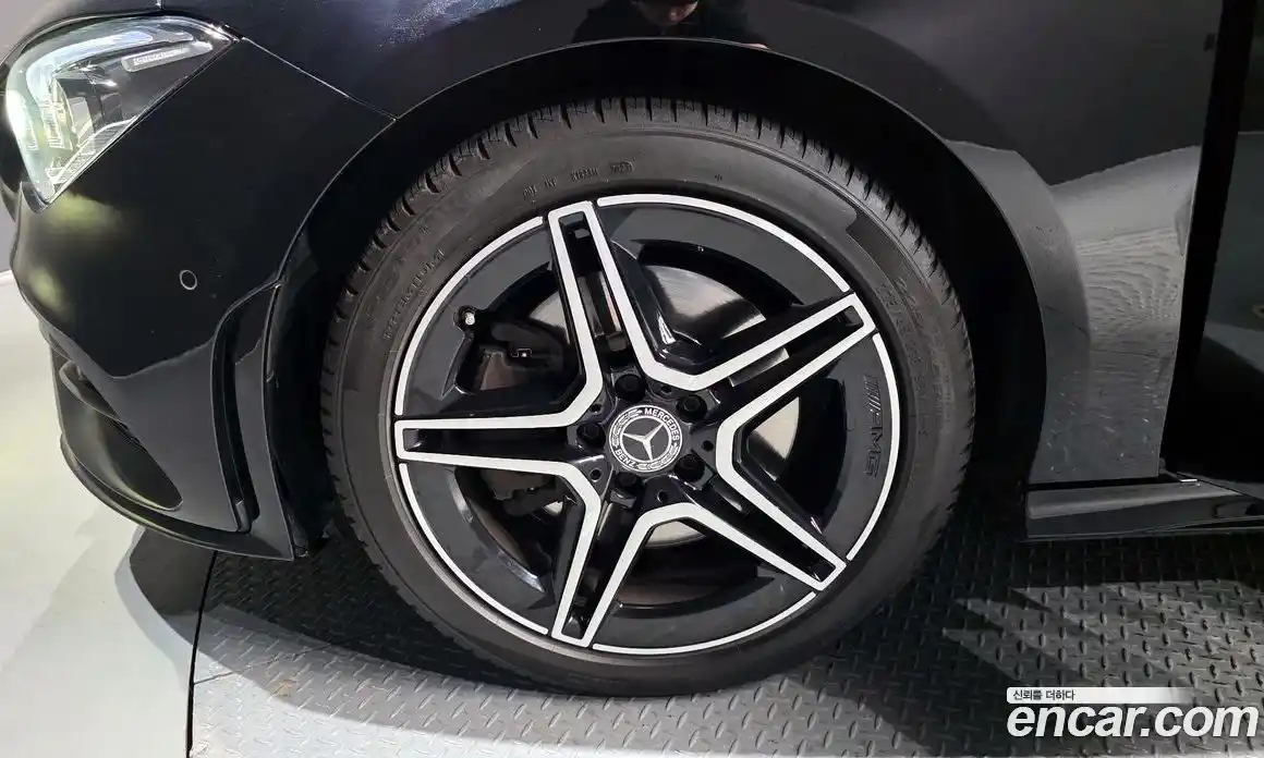 Mercedes-Benz CLA-Class 2021 2.0 Автомат в Москве № 195183, фото 17