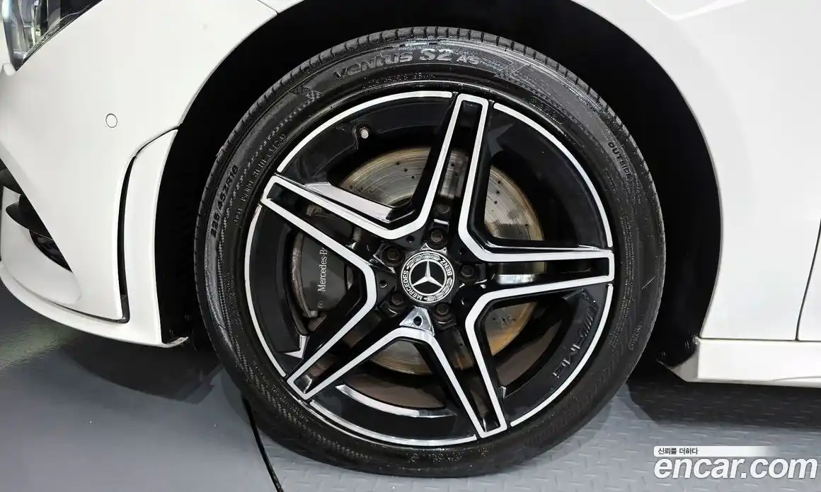 Mercedes-Benz CLA-Class 2020 2.0 Автомат в Москве № 195423, фото 20