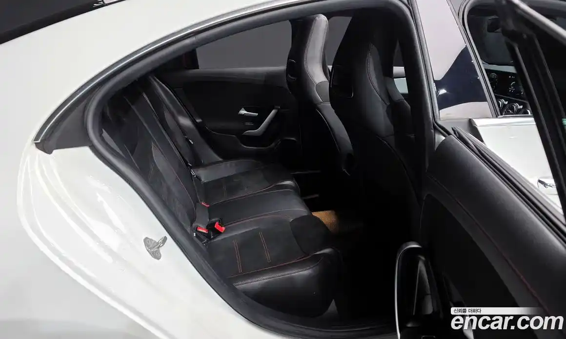 Mercedes-Benz CLA-Class 2020 2.0 Автомат в Москве № 195423, фото 10