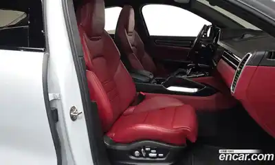 Porsche Cayenne 2021 4.0 Автомат в Москве № 197421, миниатюра 4