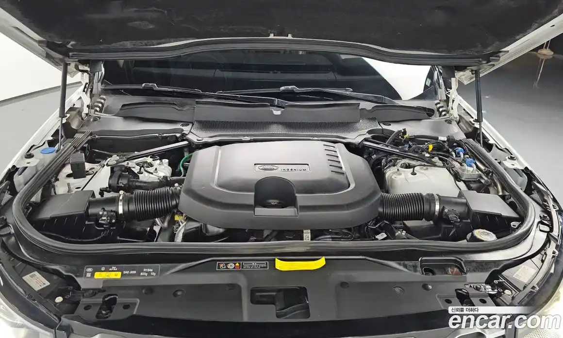 Land Rover Discovery 2022 3.0 Автомат в Москве № 198152, фото 15