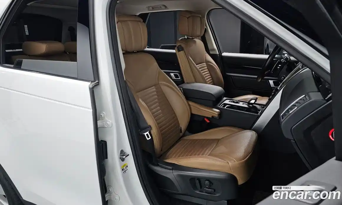 Land Rover Discovery 2022 3.0 Автомат в Москве № 198152, фото 3