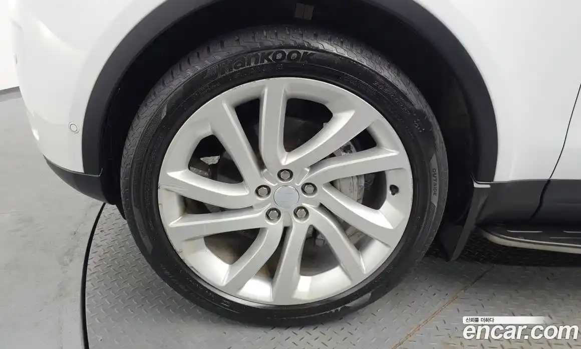 Land Rover Discovery 2022 3.0 Автомат в Москве № 198152, фото 9