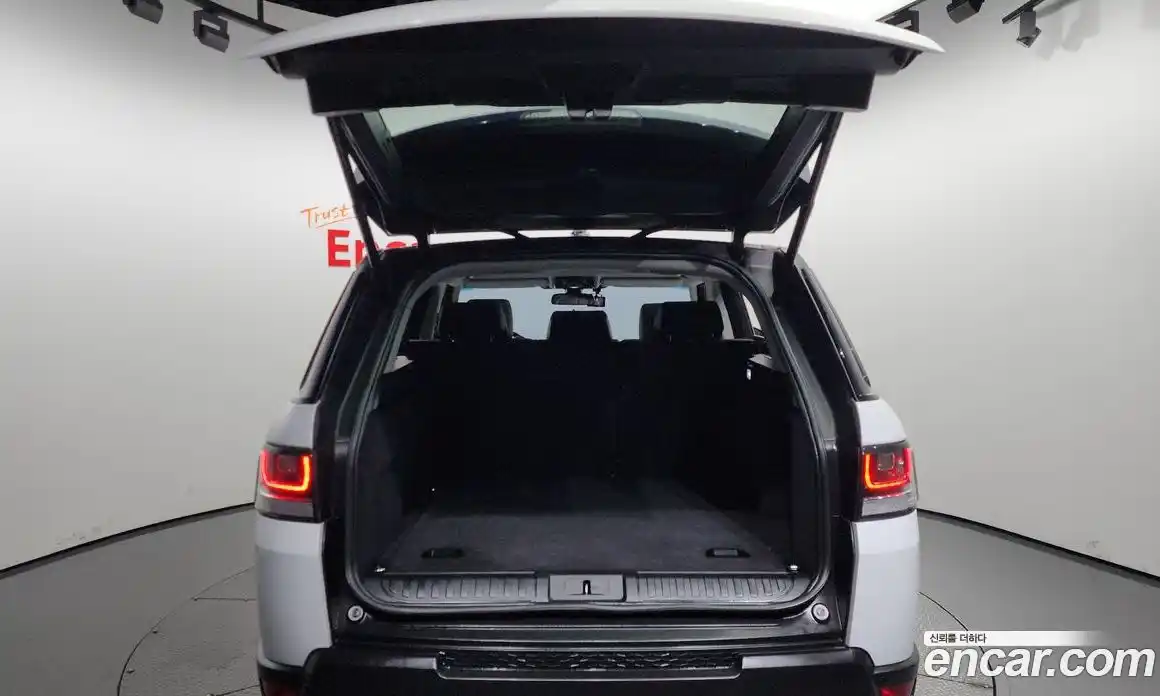 Land Rover Range-Rover Sport 2016 3.0 Автомат в Москве № 198230, фото 7