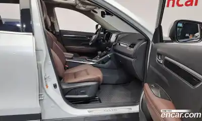 Renault QM6 2019 2.0 Автомат в Москве № 205295, миниатюра 2