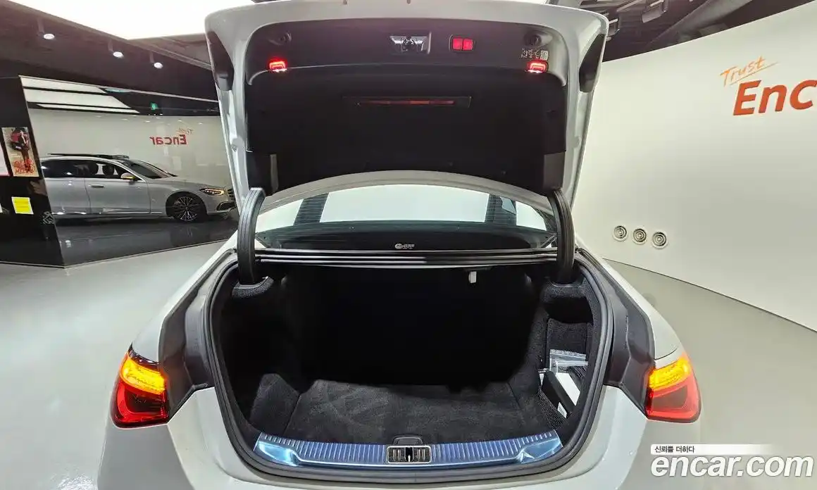 Mercedes-Benz S-Class 2024 3.0 Автомат в Москве № 205713, фото 4