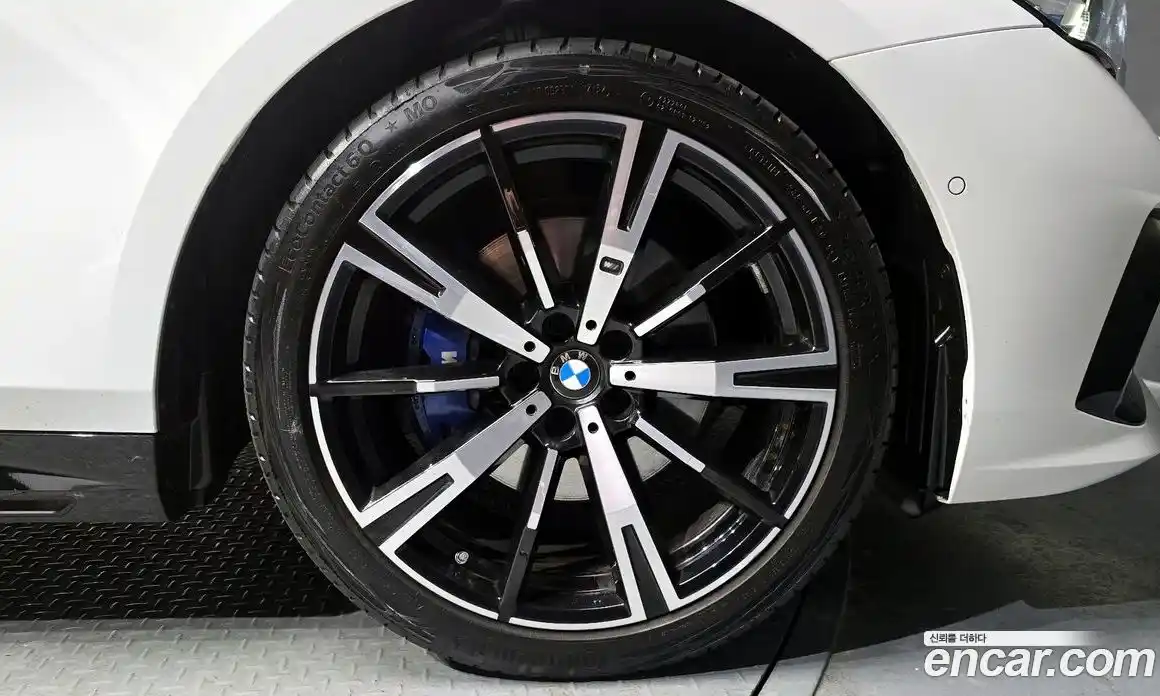 BMW 5-Series 2025 2.0 Автомат в Москве № 210293, фото 12