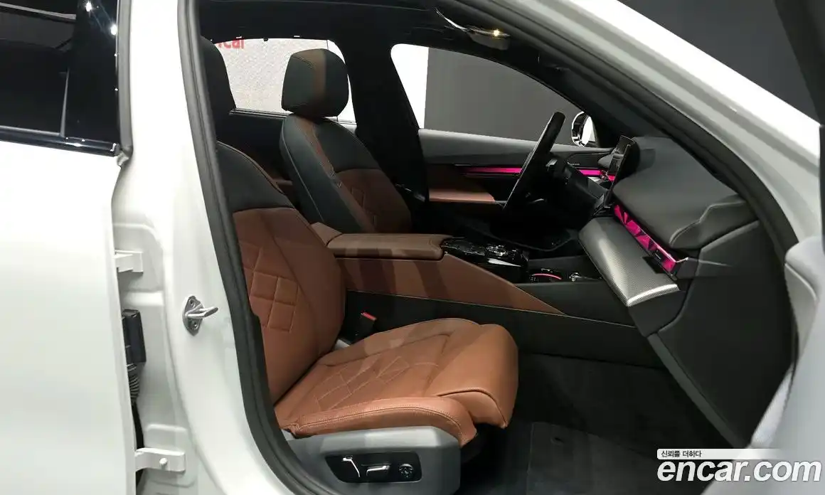 BMW 5-Series 2025 2.0 Автомат в Москве № 210293, фото 14