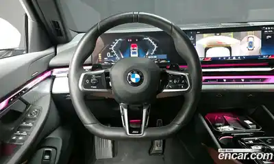BMW 5-Series 2025 2.0 Автомат в Москве № 210293, миниатюра 2