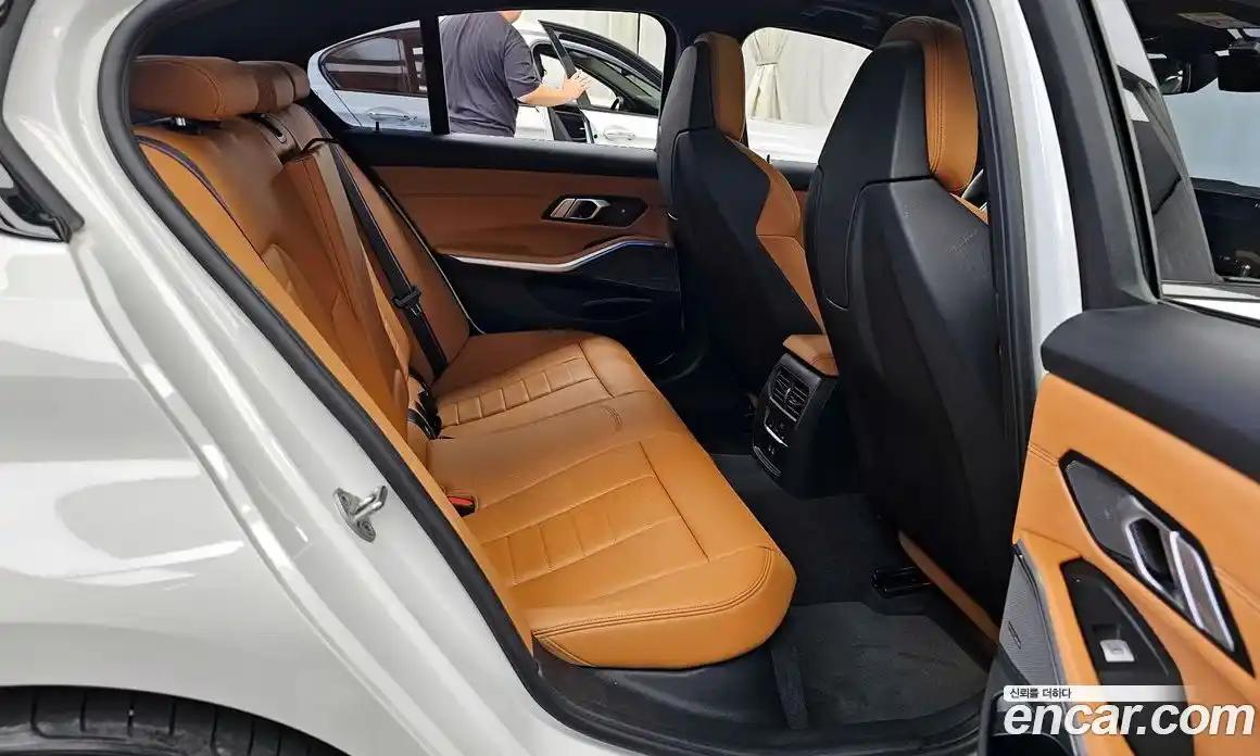 BMW 3-Series 2024 3.0 Автомат в Москве № 210786, фото 10