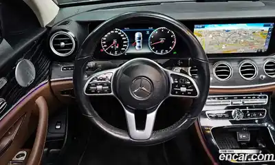 Mercedes-Benz E-Class 2019 2.0 Автомат в Москве № 212114, миниатюра 12