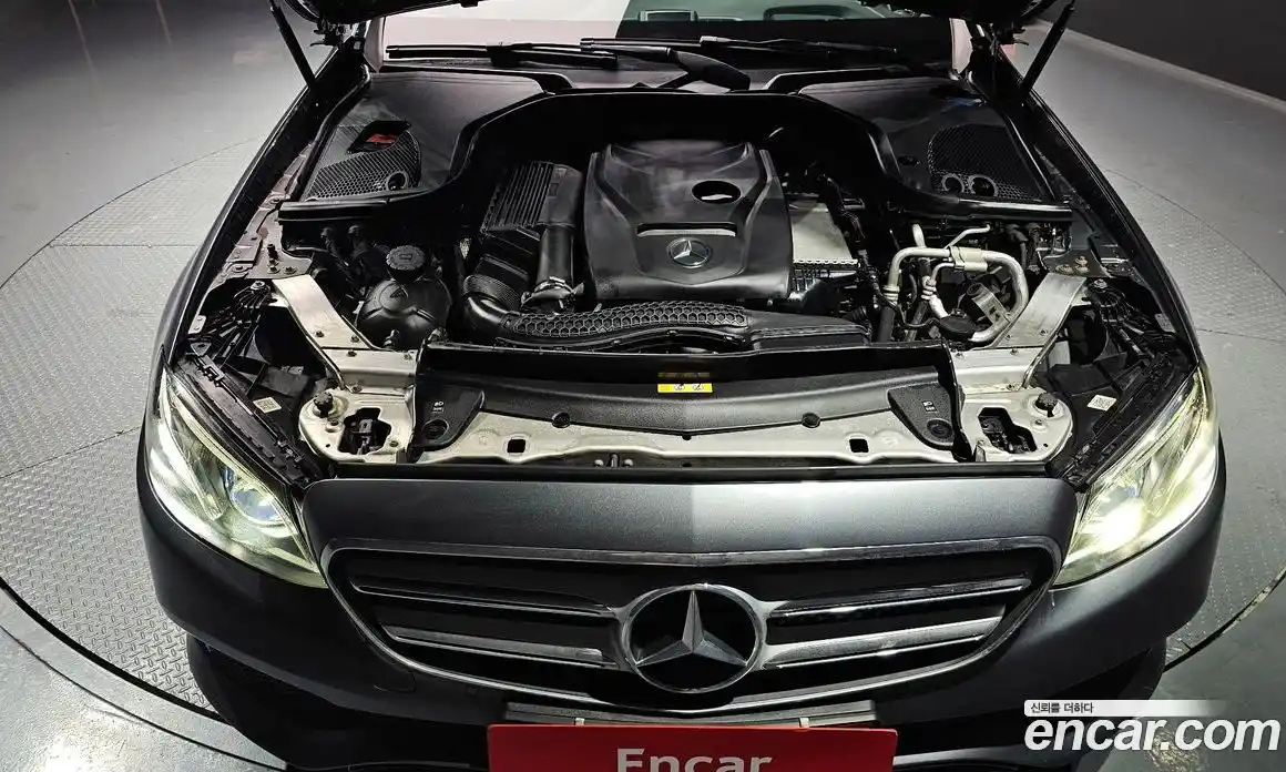 Mercedes-Benz E-Class 2019 2.0 Автомат в Москве № 212114, фото 19