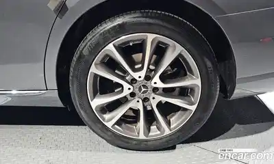 Mercedes-Benz E-Class 2019 2.0 Автомат в Москве № 212114, миниатюра 5