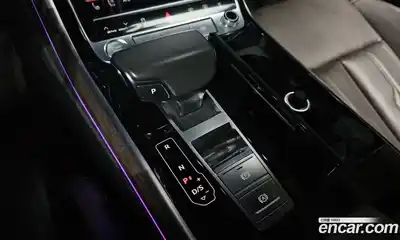 Audi A8 2018 3.0 Автомат в Москве № 212314, миниатюра 2