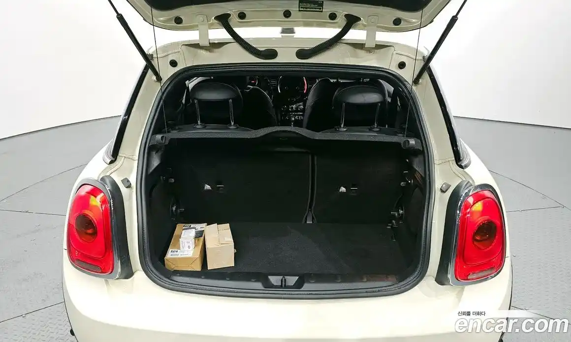 Mini Cooper 2014 1.5 Автомат в Москве № 213328, фото 15