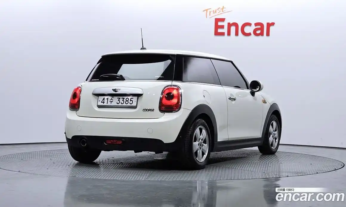 Mini Cooper 2014 1.5 Автомат в Москве № 213328, фото 16