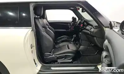 Mini Cooper 2014 1.5 Автомат в Москве № 213328, миниатюра 3