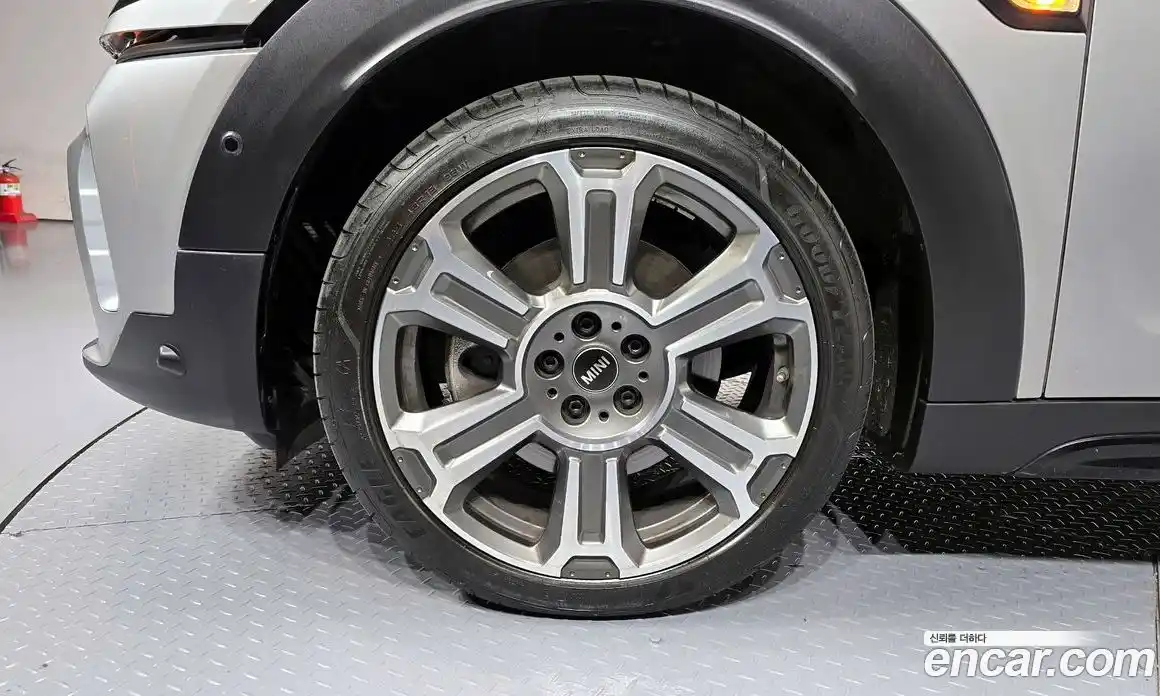 Mini Countryman 2023 2.0 Автомат в Москве № 214287, фото 2