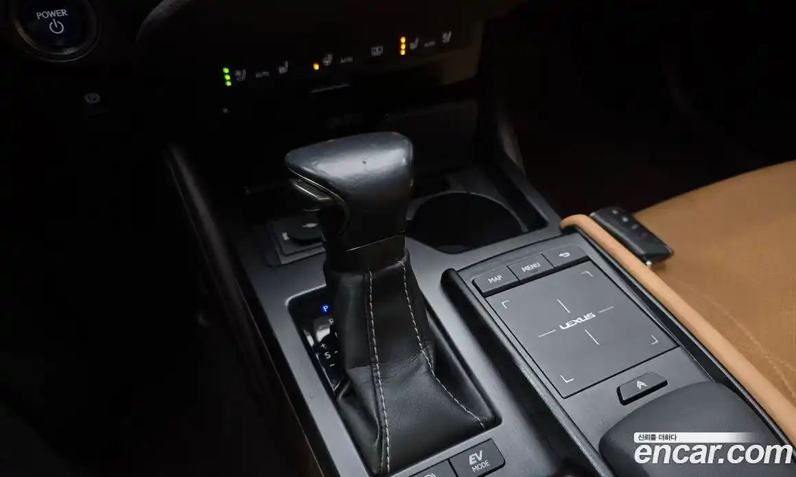 Lexus ES 2019 2.5 Автомат в Москве № 214605, фото 15