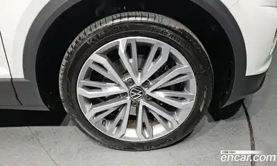 Volkswagen T-Roc 2022 2.0 Автомат в Москве № 215131, миниатюра 12