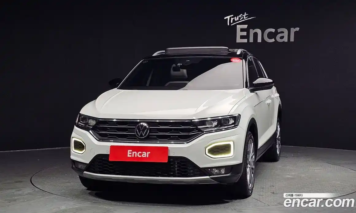 Volkswagen T-Roc 2022 2.0 Автомат в Москве № 215131, фото 17