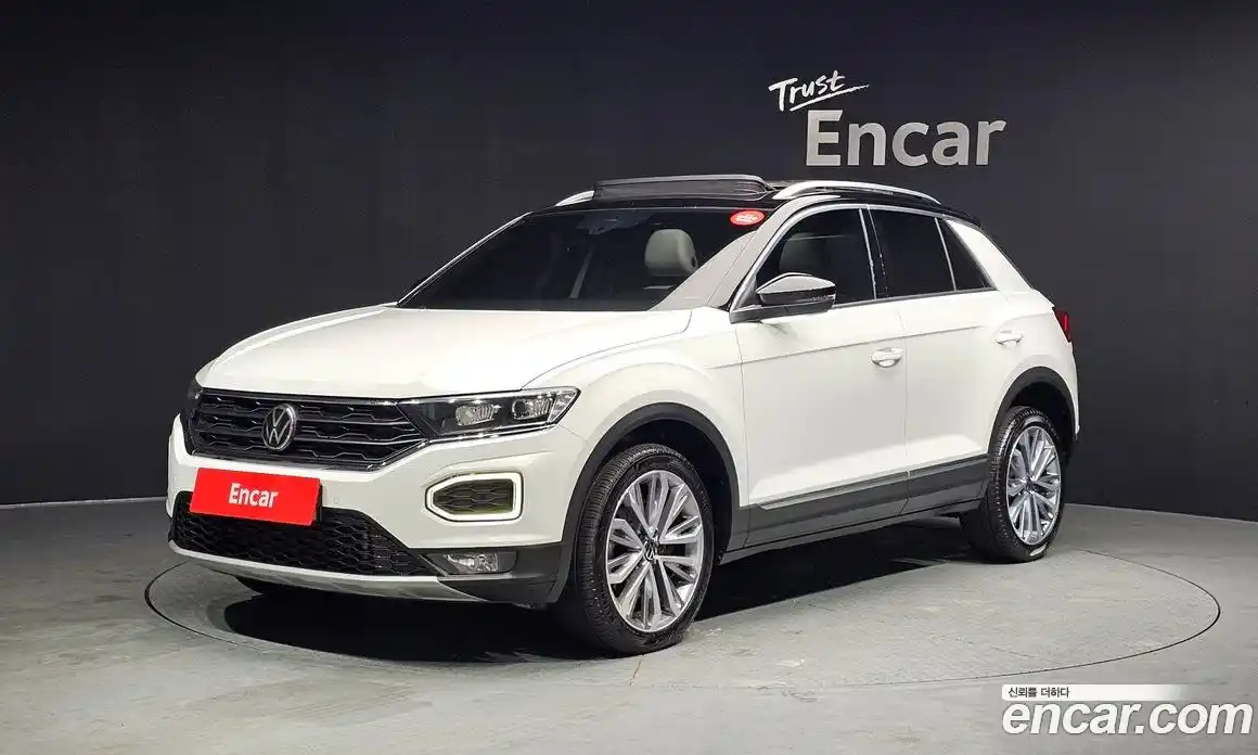 Volkswagen T-Roc 2022 2.0 Автомат в Москве № 215131, фото 4