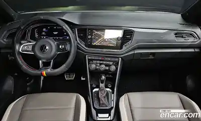 Volkswagen T-Roc 2022 2.0 Автомат в Москве № 215131, миниатюра 5