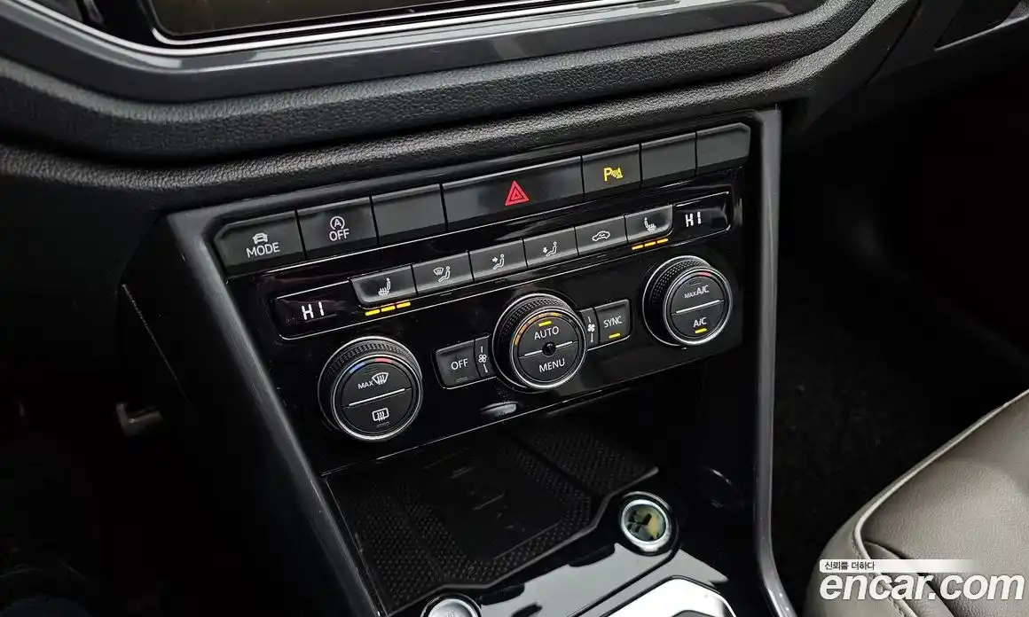 Volkswagen T-Roc 2022 2.0 Автомат в Москве № 215131, фото 7