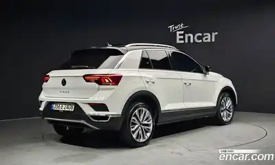 Volkswagen T-Roc 2022 2.0 Автомат в Москве № 215131, миниатюра 9