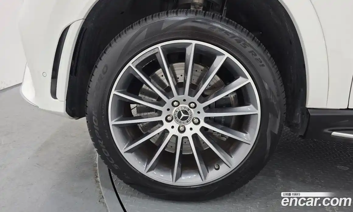 Mercedes-Benz GLE-Class 2023 2.9 Автомат в Москве № 219222, фото 13