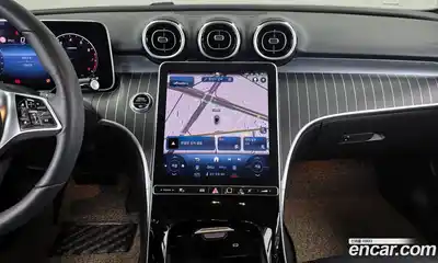 Mercedes-Benz C-Class, 2024