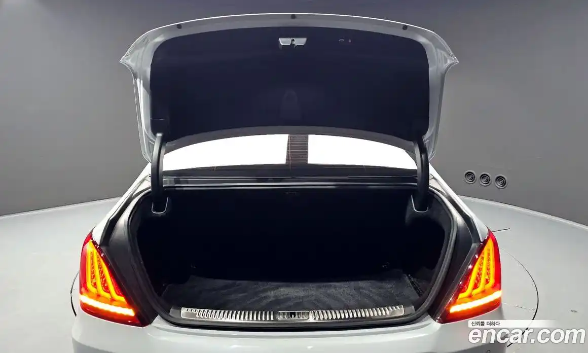 Genesis EQ900 2017 3.3 Автомат в Москве № 22481, фото 18