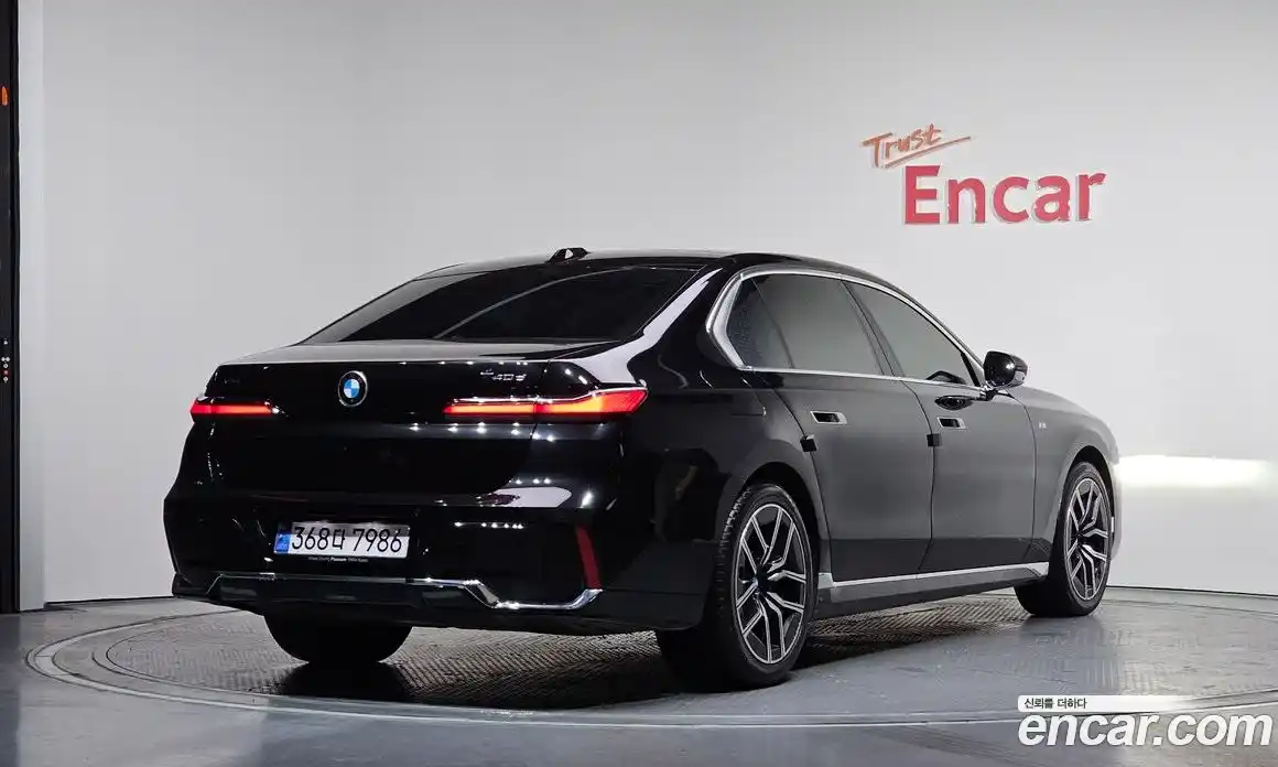 BMW 7-Series 2024 3.0 Автомат в Москве № 228474, фото 3