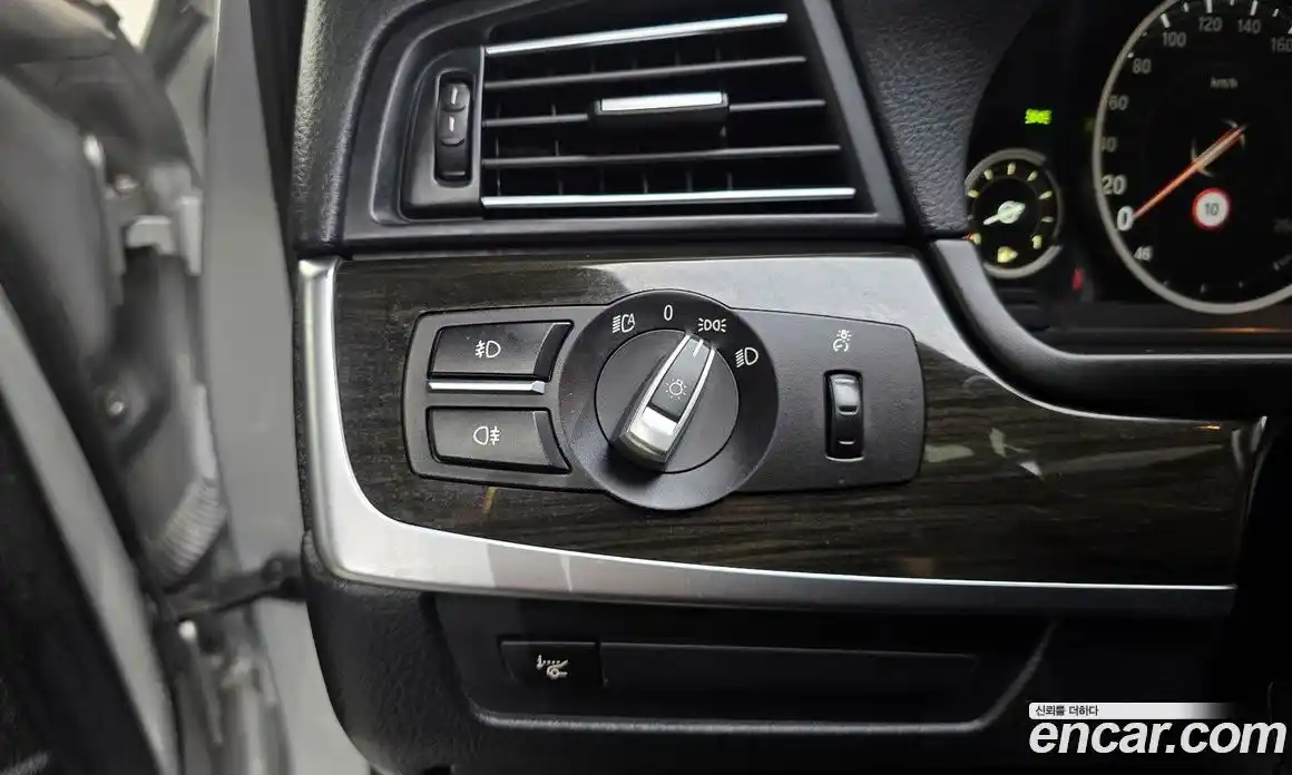 BMW 5-Series 2014 2.0 Автомат в Москве № 229153, фото 18