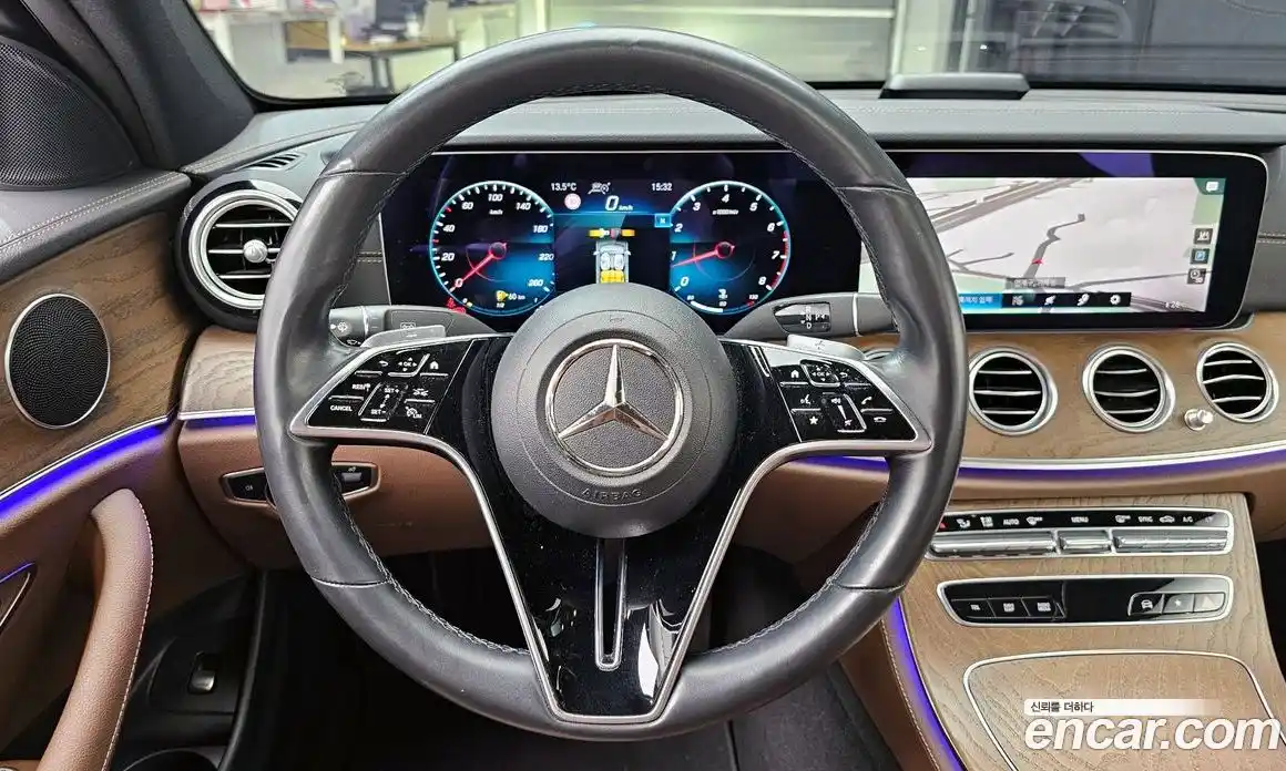 Mercedes-Benz E-Class 2021 2.0 Автомат в Москве № 229472, фото 20