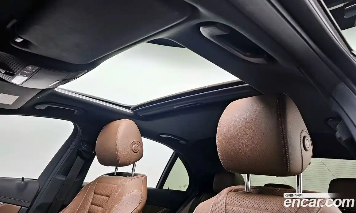 Mercedes-Benz E-Class 2021 2.0 Автомат в Москве № 229472, фото 10