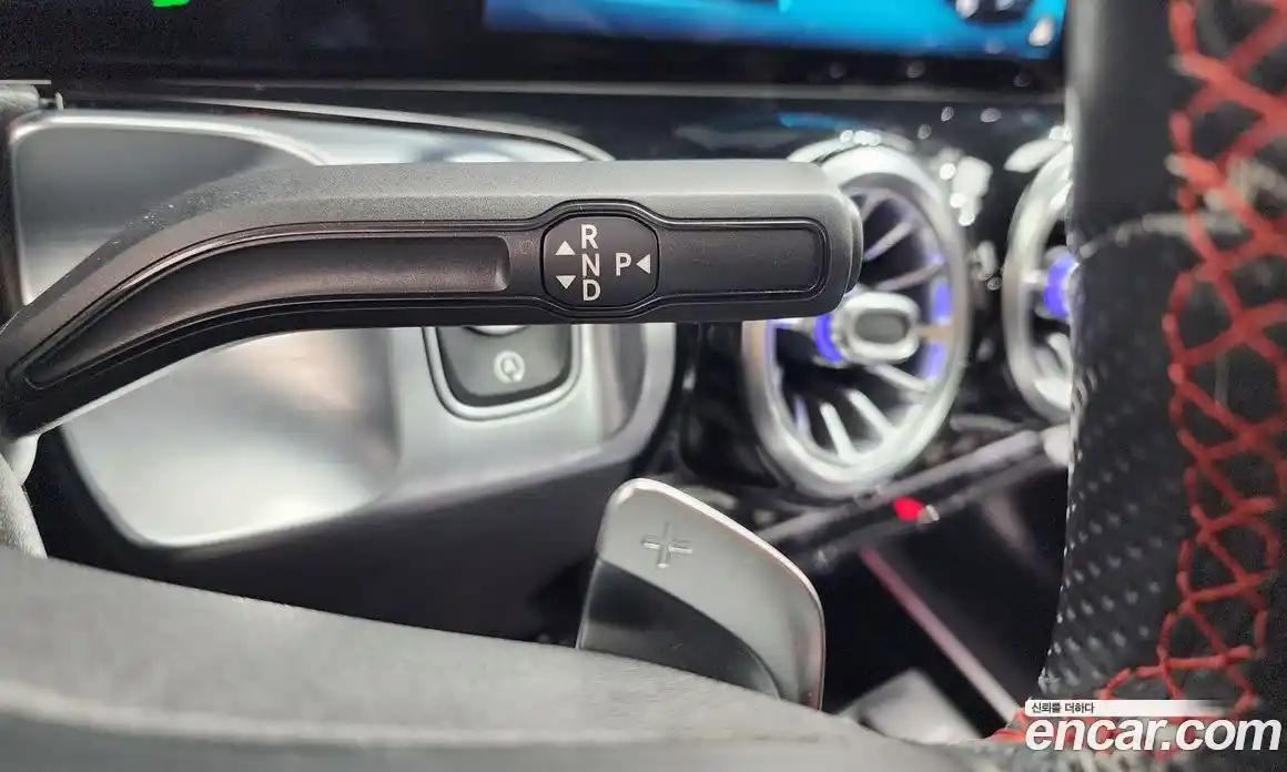 Mercedes-Benz GLB-Class 2021 2.0 Автомат в Москве № 229575, фото 18